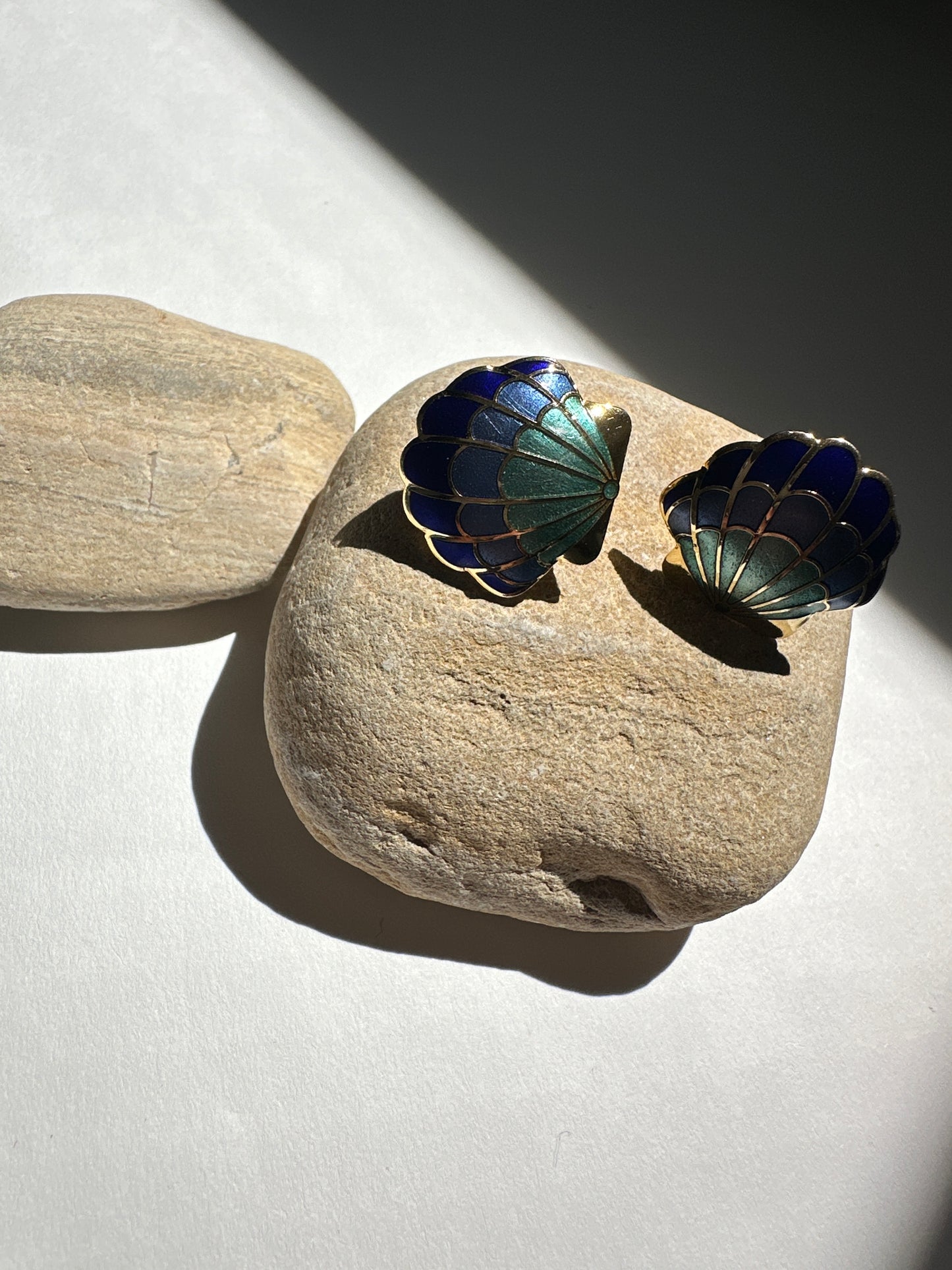 Vintage Cloisonné Scallop Shell Earrings in Teal & Cobalt