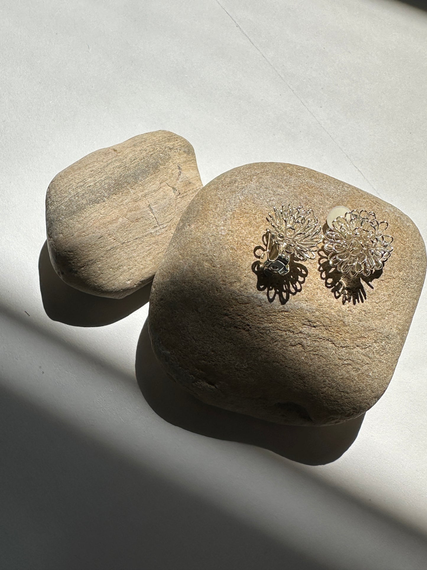 Vintage Silver Filigree Burst Clip-On Earrings
