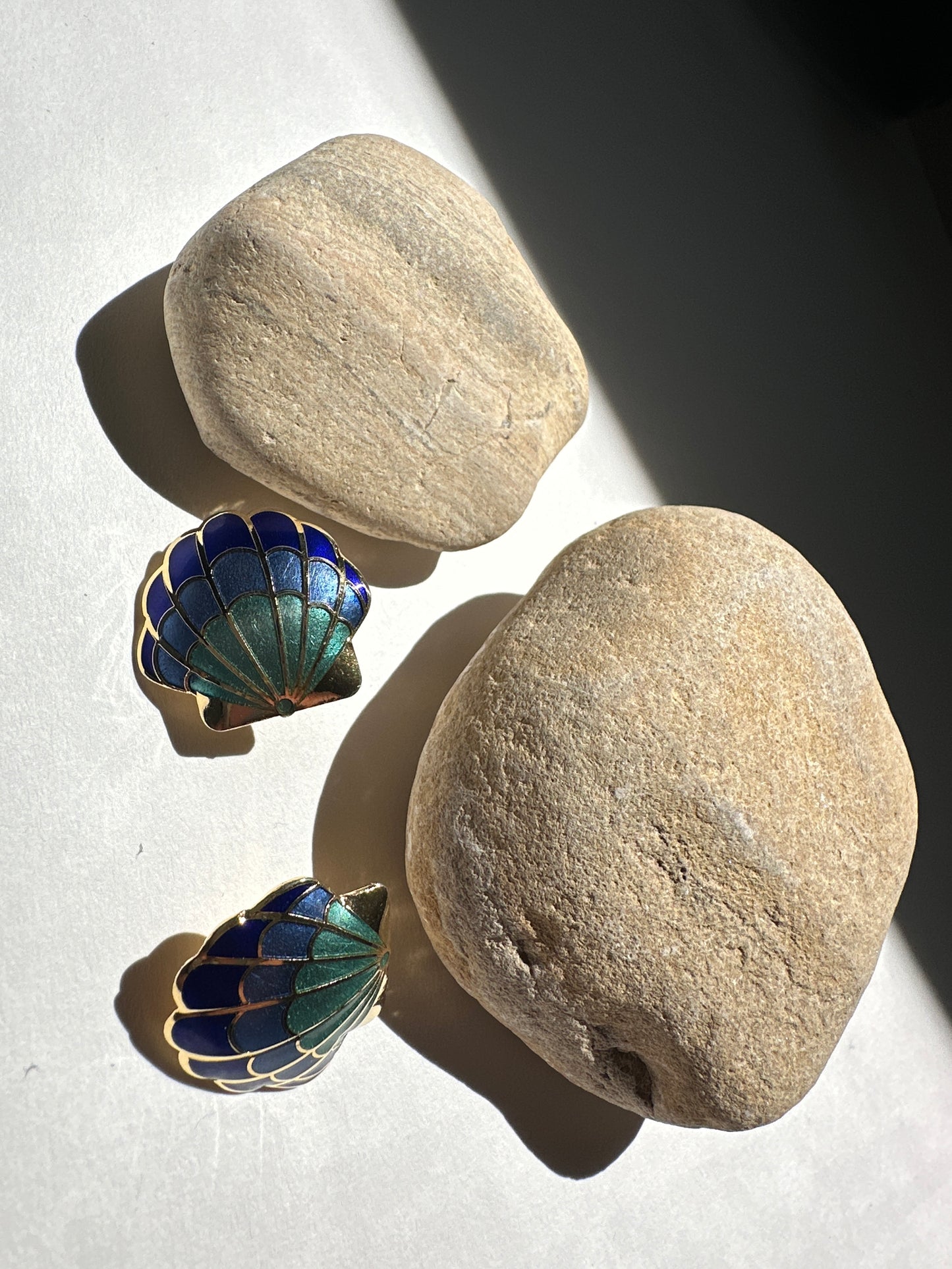 Vintage Cloisonné Scallop Shell Earrings in Teal & Cobalt