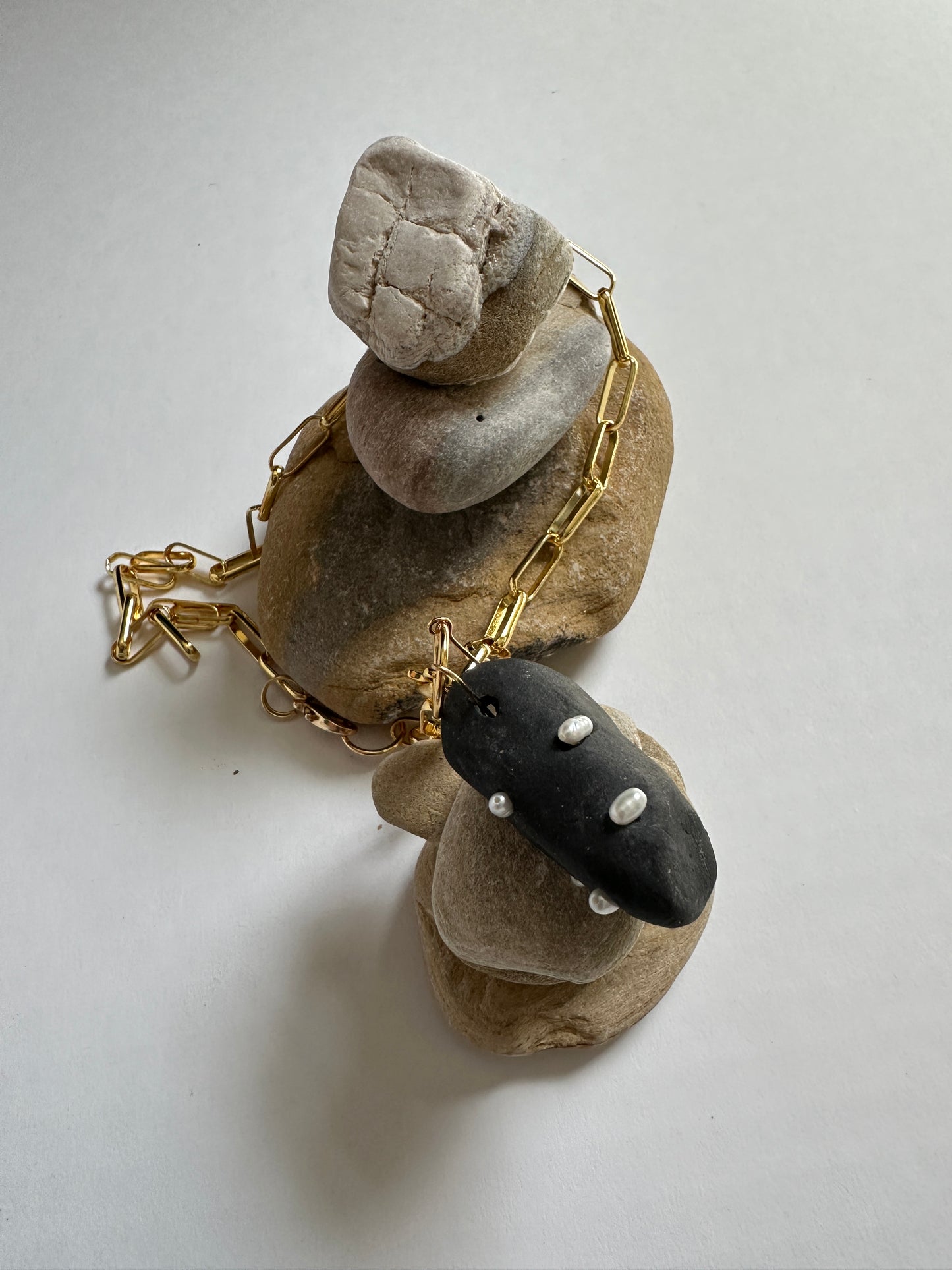Black Ceramic Form & Small Pearl Pendant on Gold Paperclip Chain