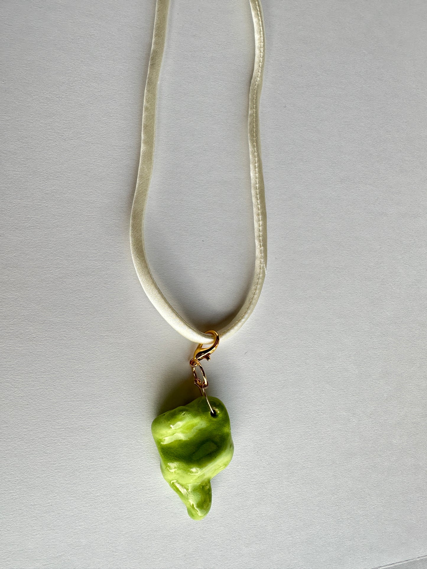 Elm bracket necklace