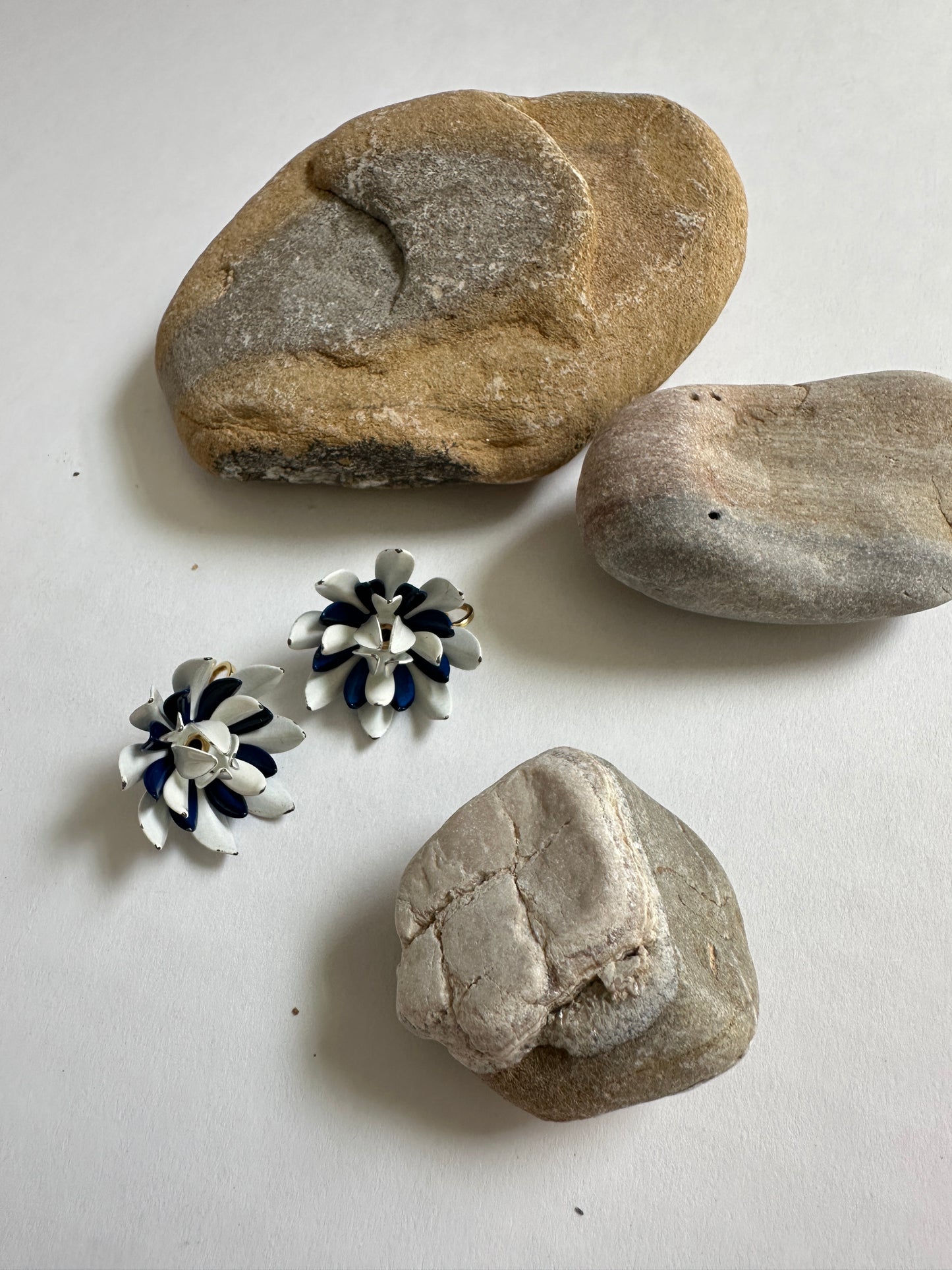 Vintage Navy & White Enamel Flower Cluster Clip-On Earrings