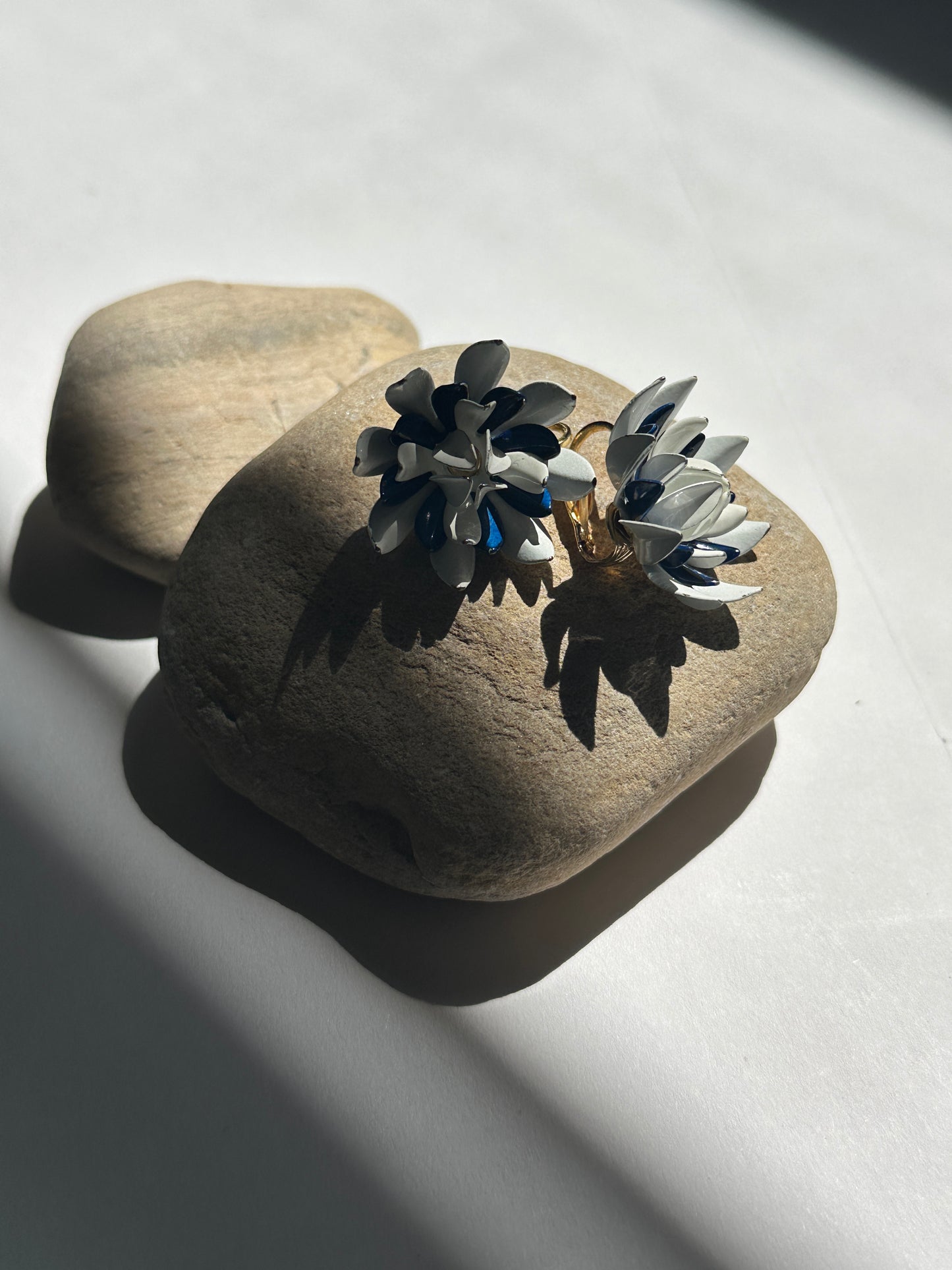 Vintage Navy & White Enamel Flower Cluster Clip-On Earrings